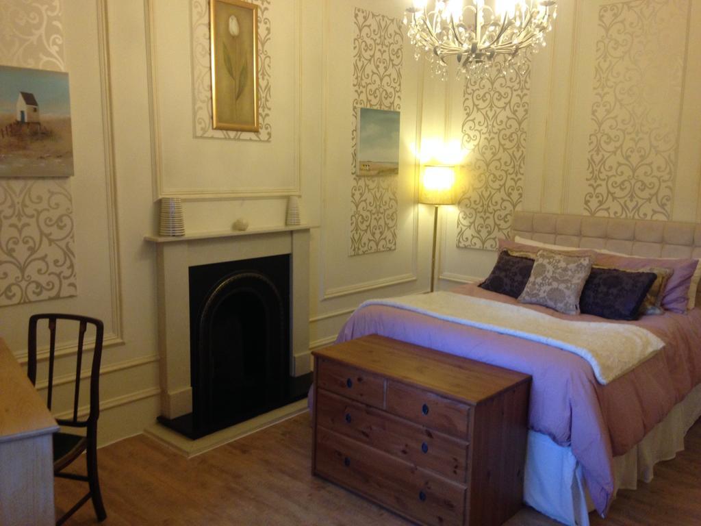Victoria House B&B Crieff Oda fotoğraf